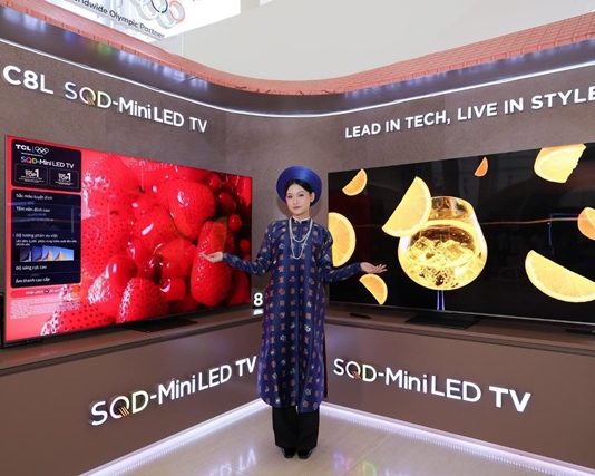 Đỉnh cao công nghệ TCL C8L SQD-MINI LED TV “chạm” vào dòng chảy di sản Thủ đô Hà Nội